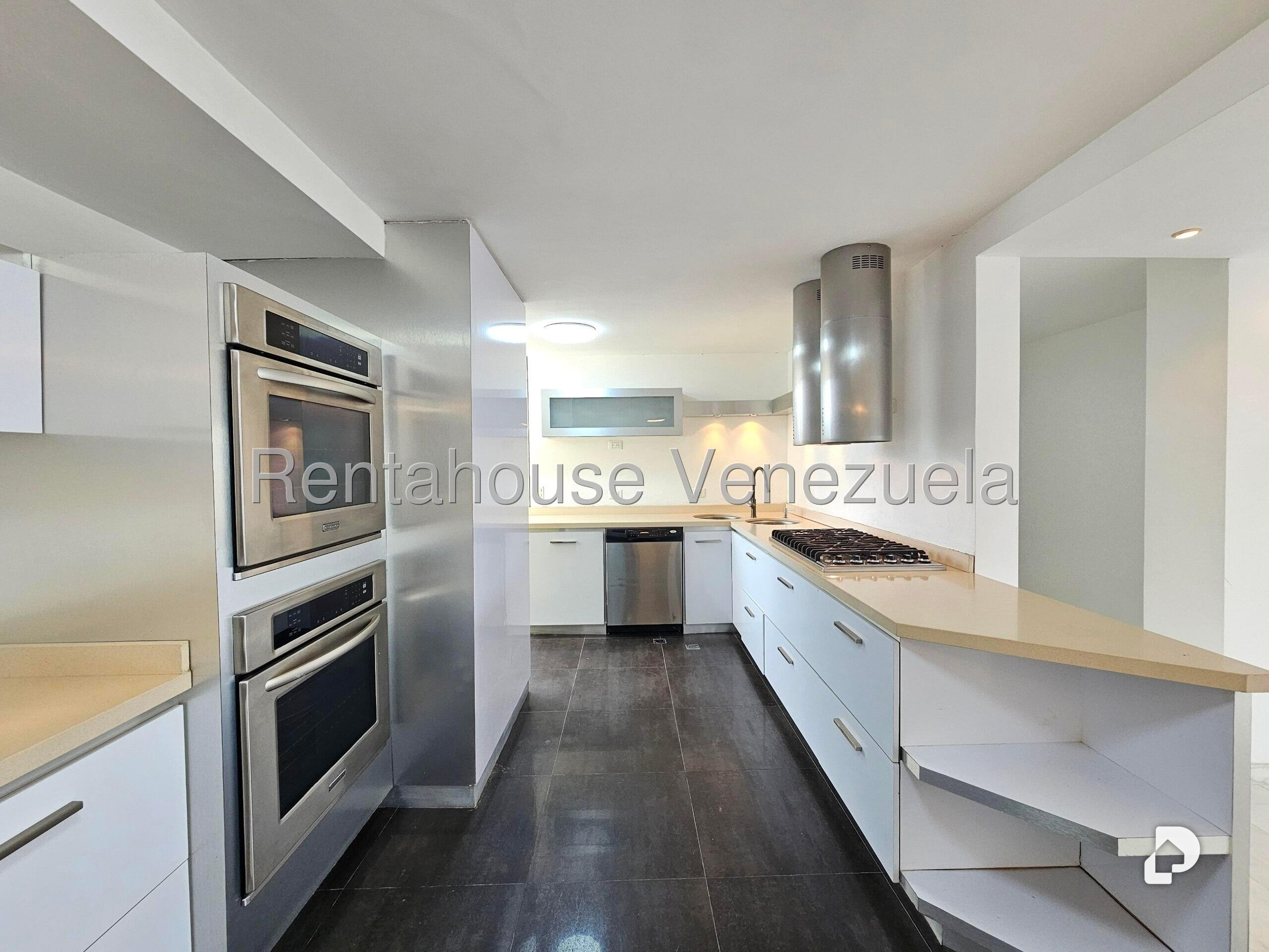 Apartamento en Los Naranjos (del Cafetal), Caracas – 15