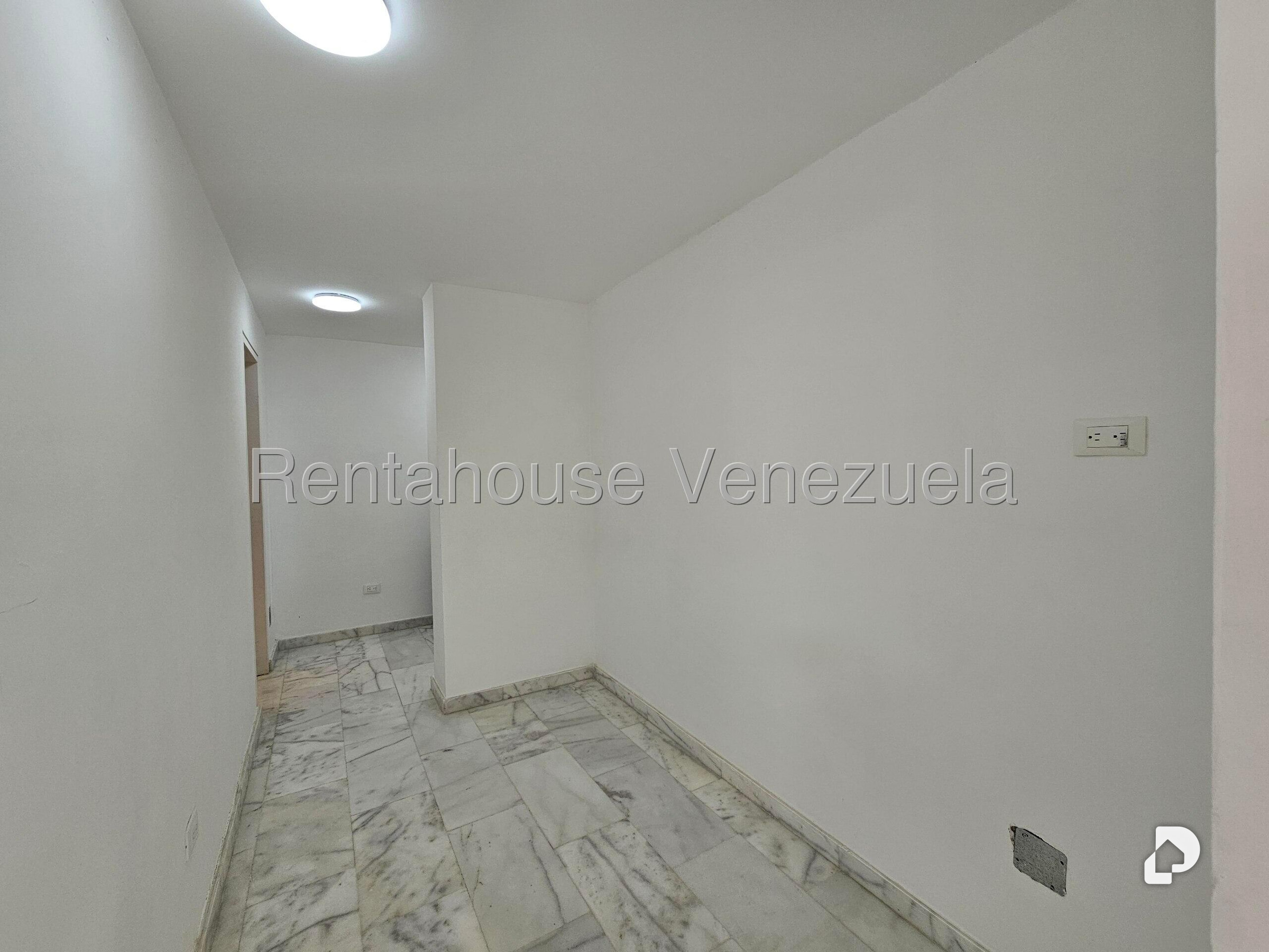 Apartamento en Los Naranjos (del Cafetal), Caracas – 25