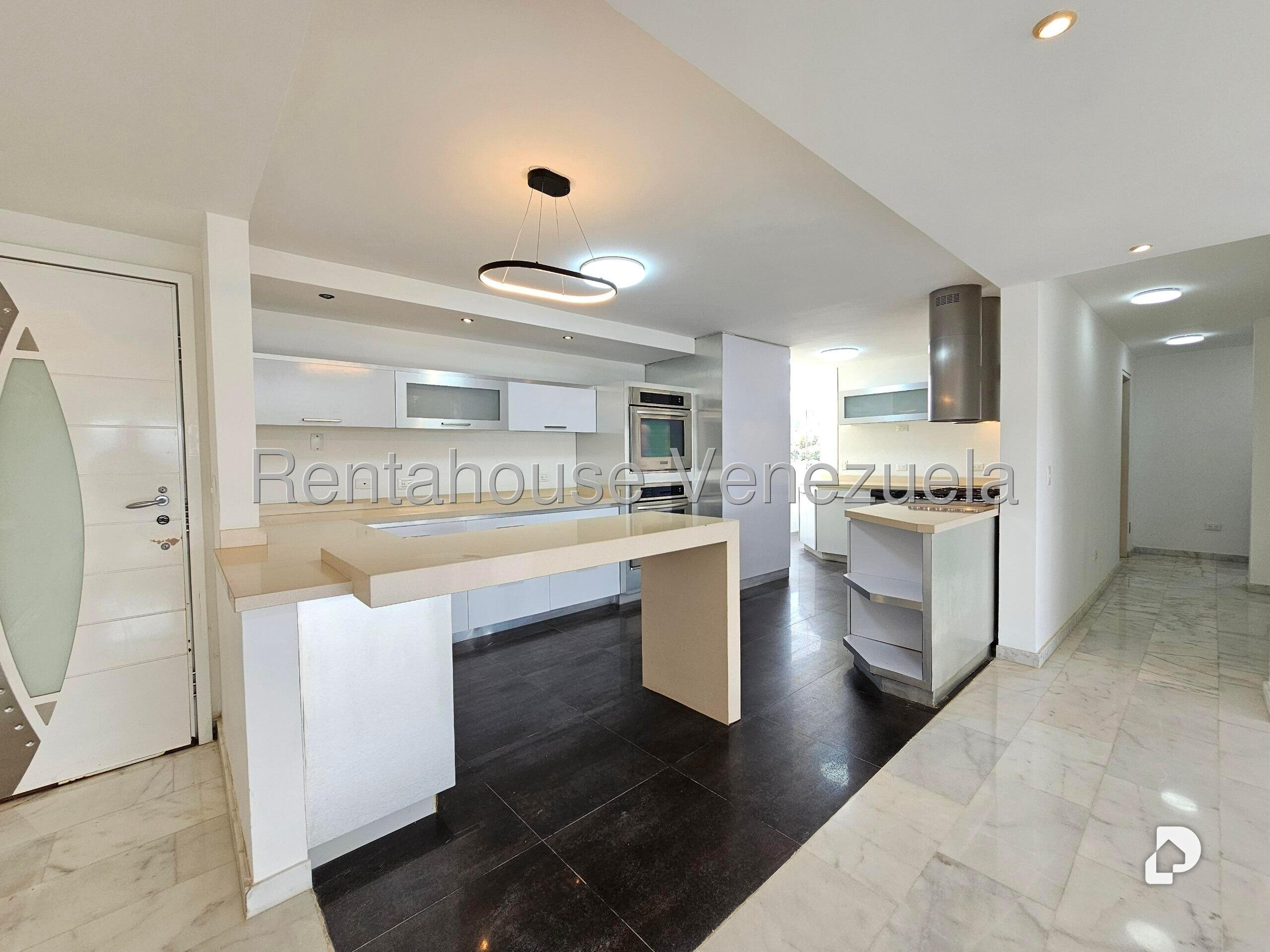 Apartamento en Los Naranjos (del Cafetal), Caracas – 11