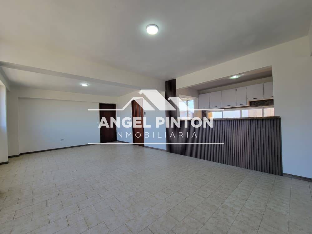 Apartment in Avenida Bella Vista, Maracaibo - 1