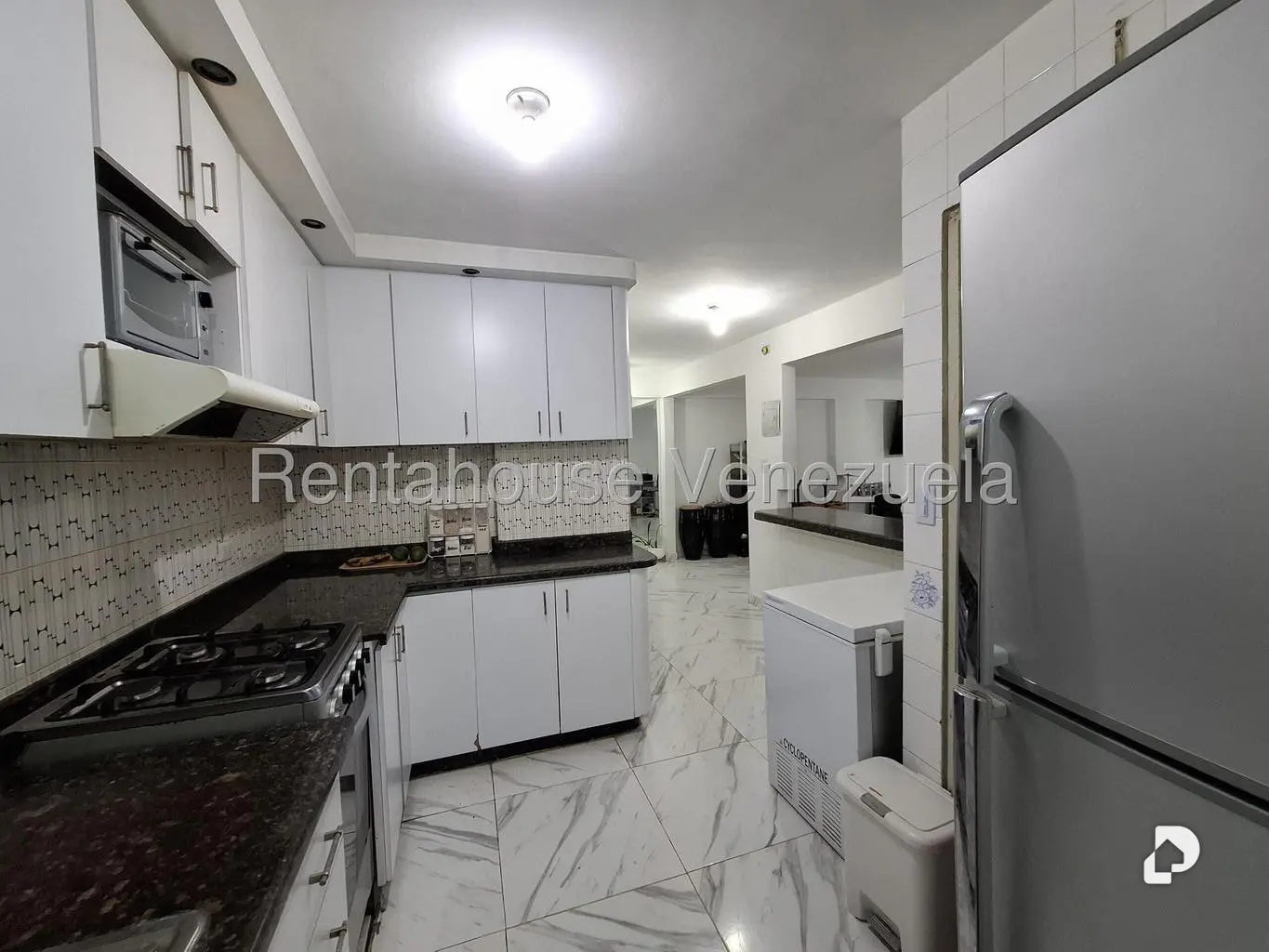 Apartamento en La Urbina, Caracas – 12