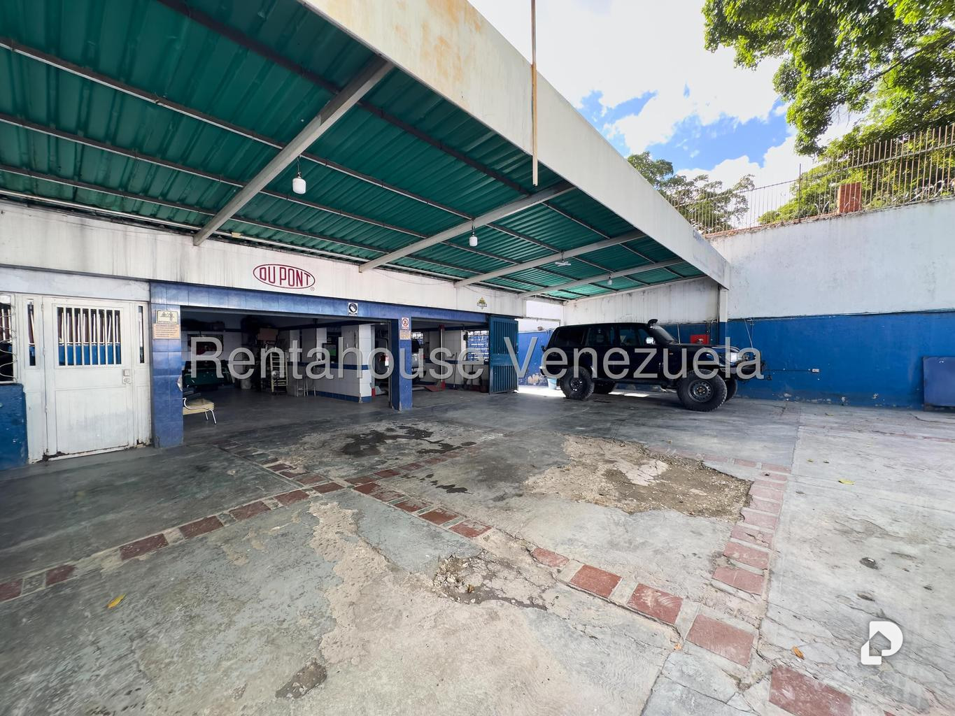 Local comercial en El Bosque, Caracas