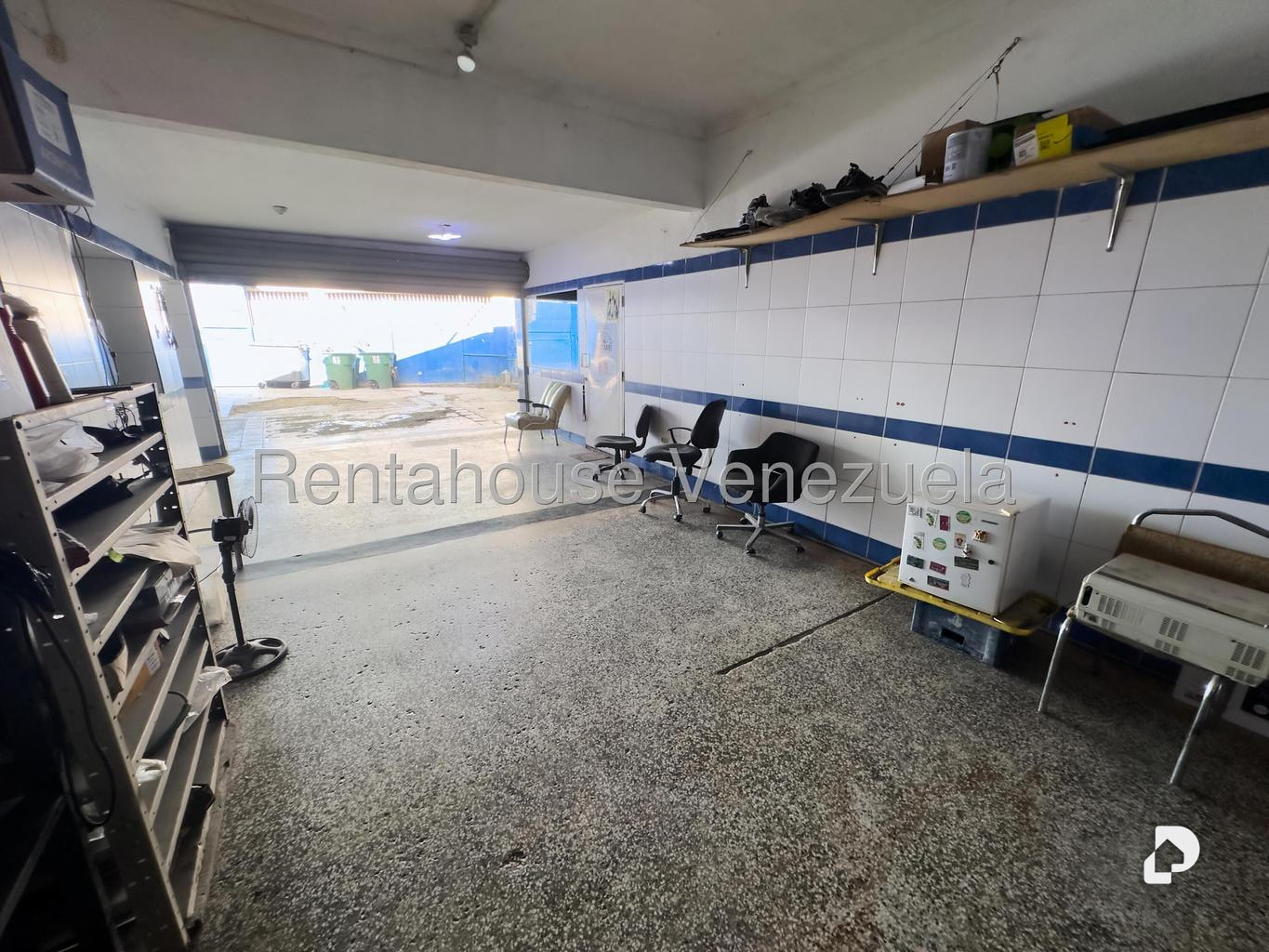 Local comercial en El Bosque, Caracas