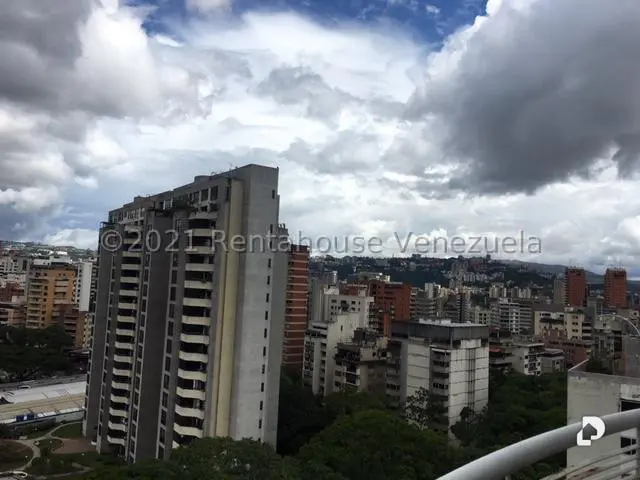 Apartamento en La Florida, Caracas – 19