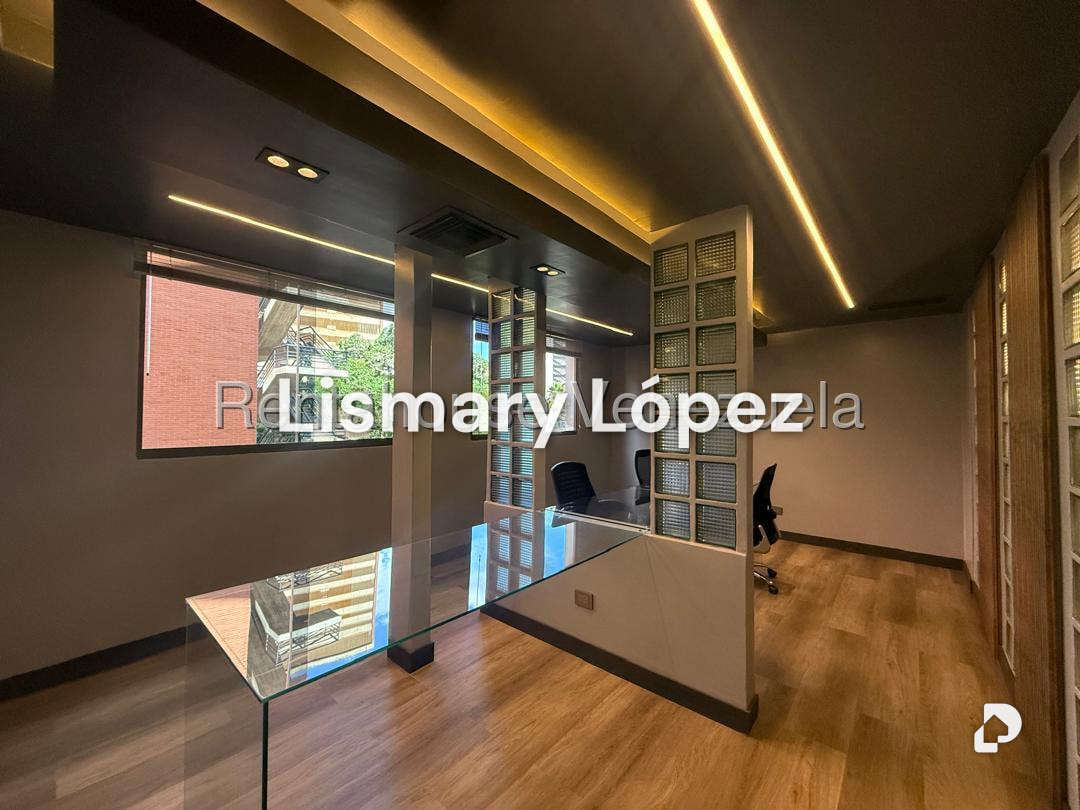 Office in La Castellana, Caracas – 10