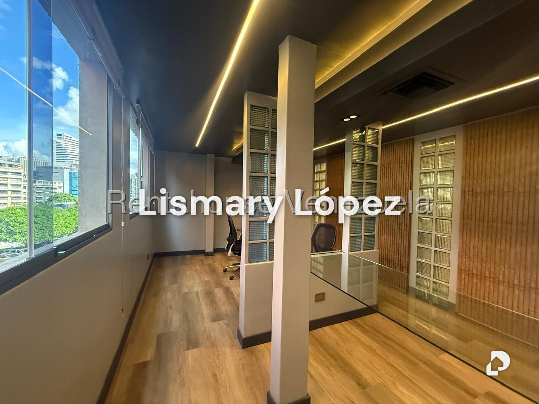 Office in La Castellana, Caracas – 13
