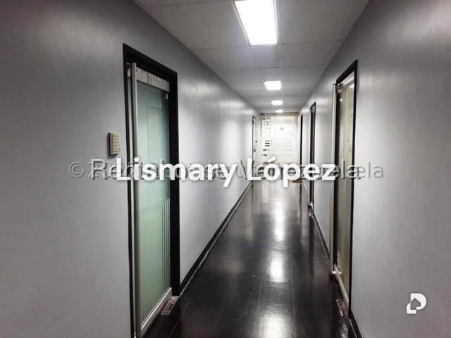 Office in La Castellana, Caracas – 5