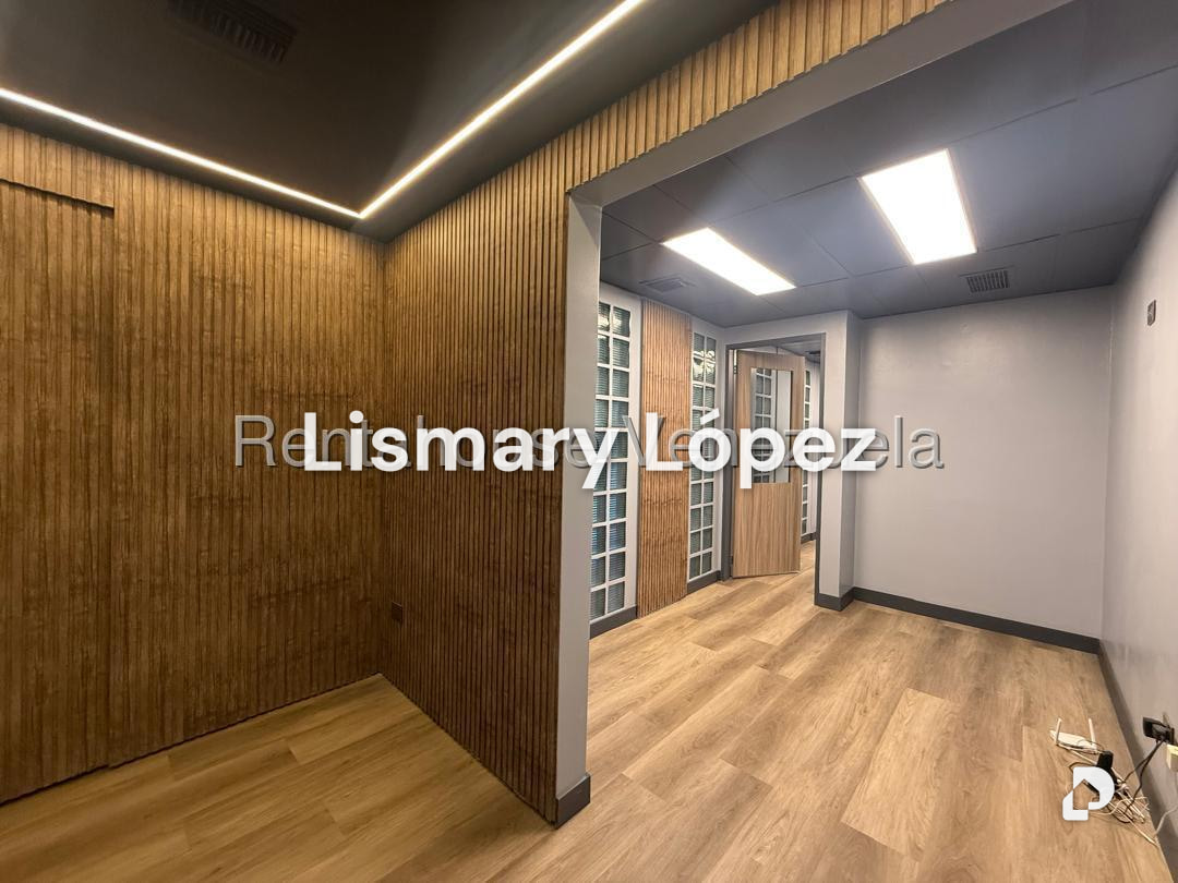 Office in La Castellana, Caracas – 6