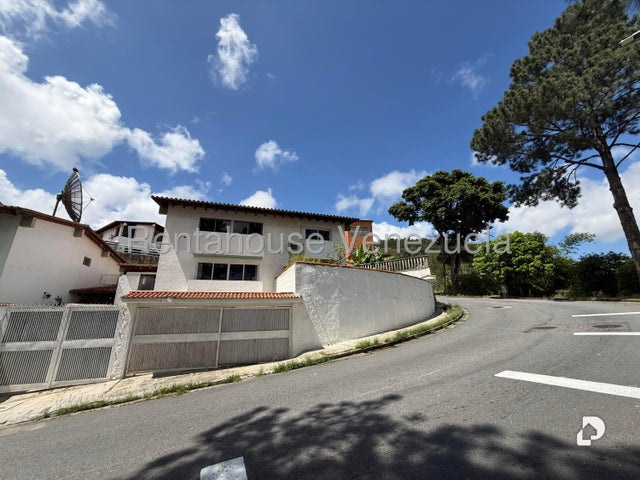 Casa en Alto Prado, Caracas – 1