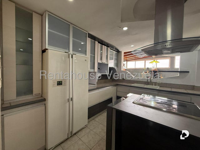 Casa en Alto Prado, Caracas – 10