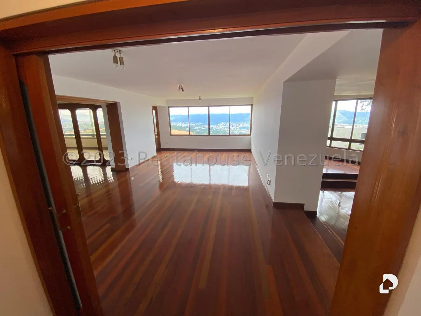 Apartamento en Los Naranjos (del Cafetal), Caracas – 4