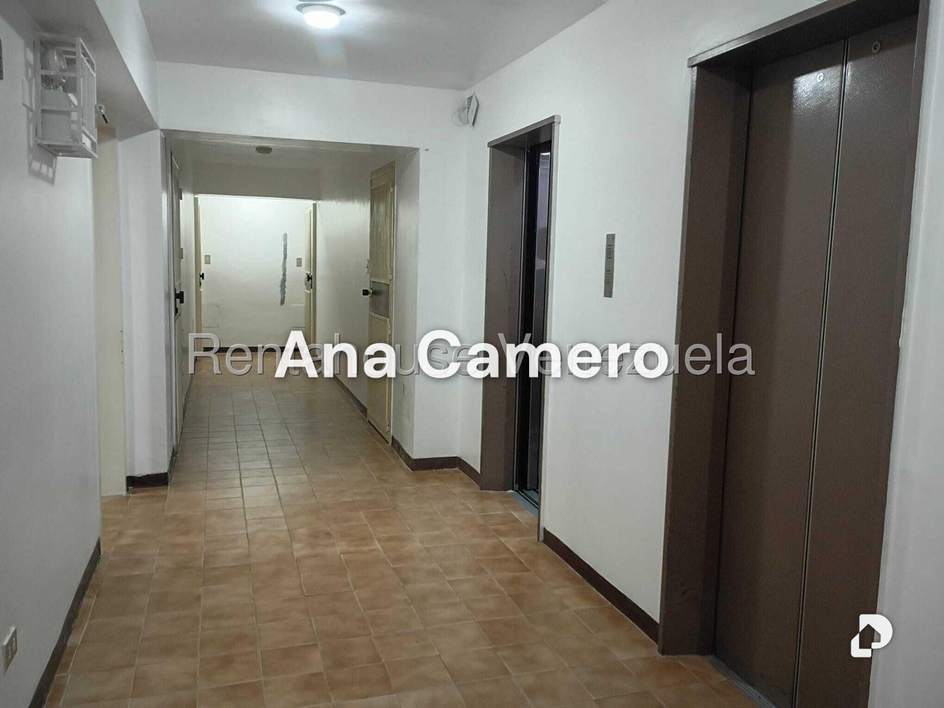 Apartamento en Bello Monte, Caracas – 17