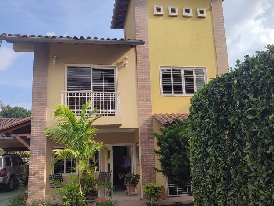 Townhouse en La Cumaca - 1