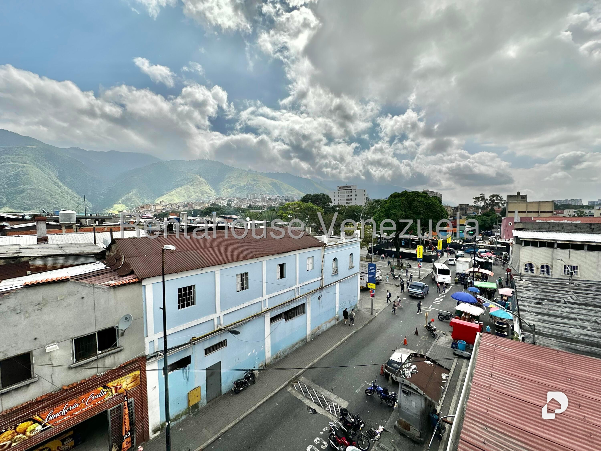 Edificio en Catia, Caracas – 16