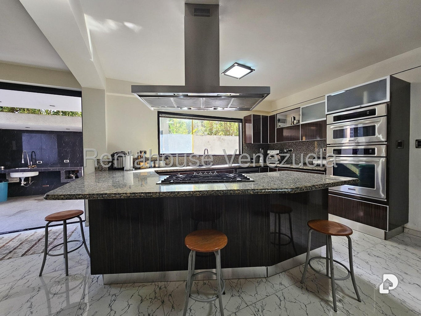 Casa en Los Naranjos (del Cafetal), Caracas – 27
