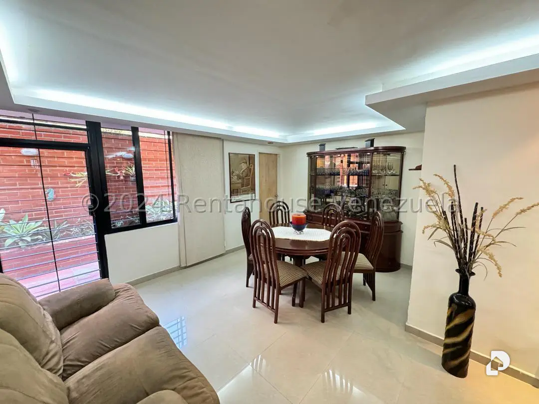 Apartamento en Colinas de La Tahona, Caracas – 11