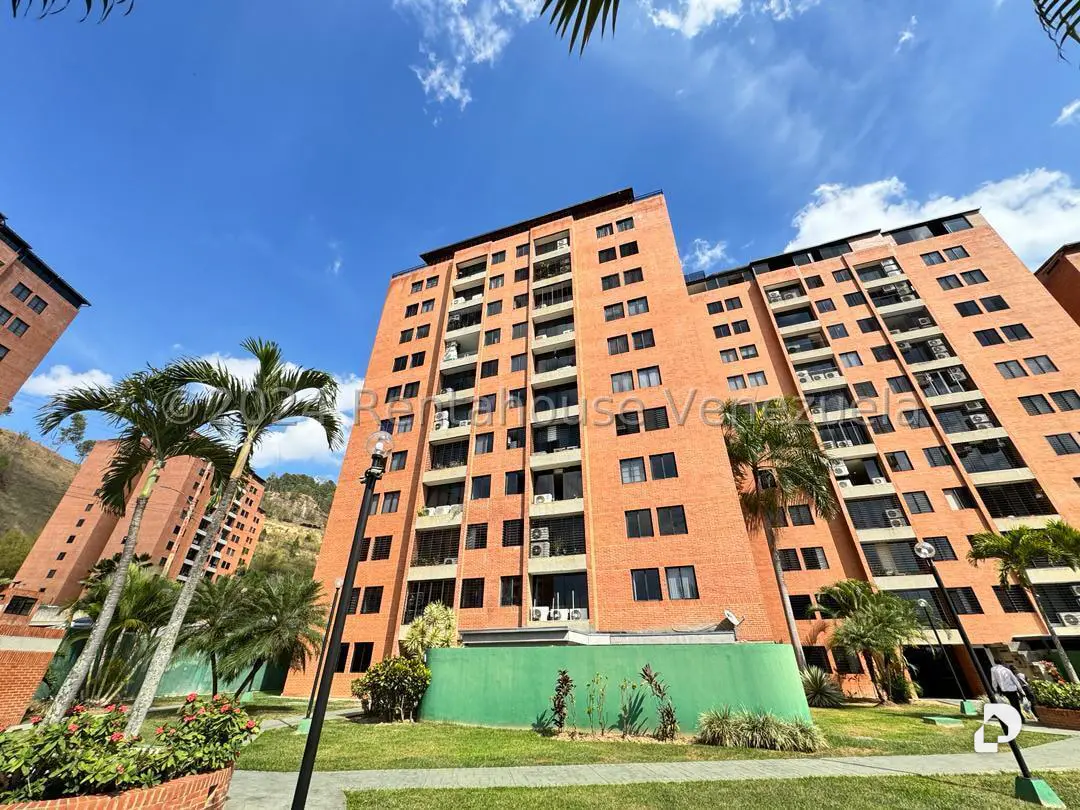 Apartamento en Colinas de La Tahona, Caracas – 1