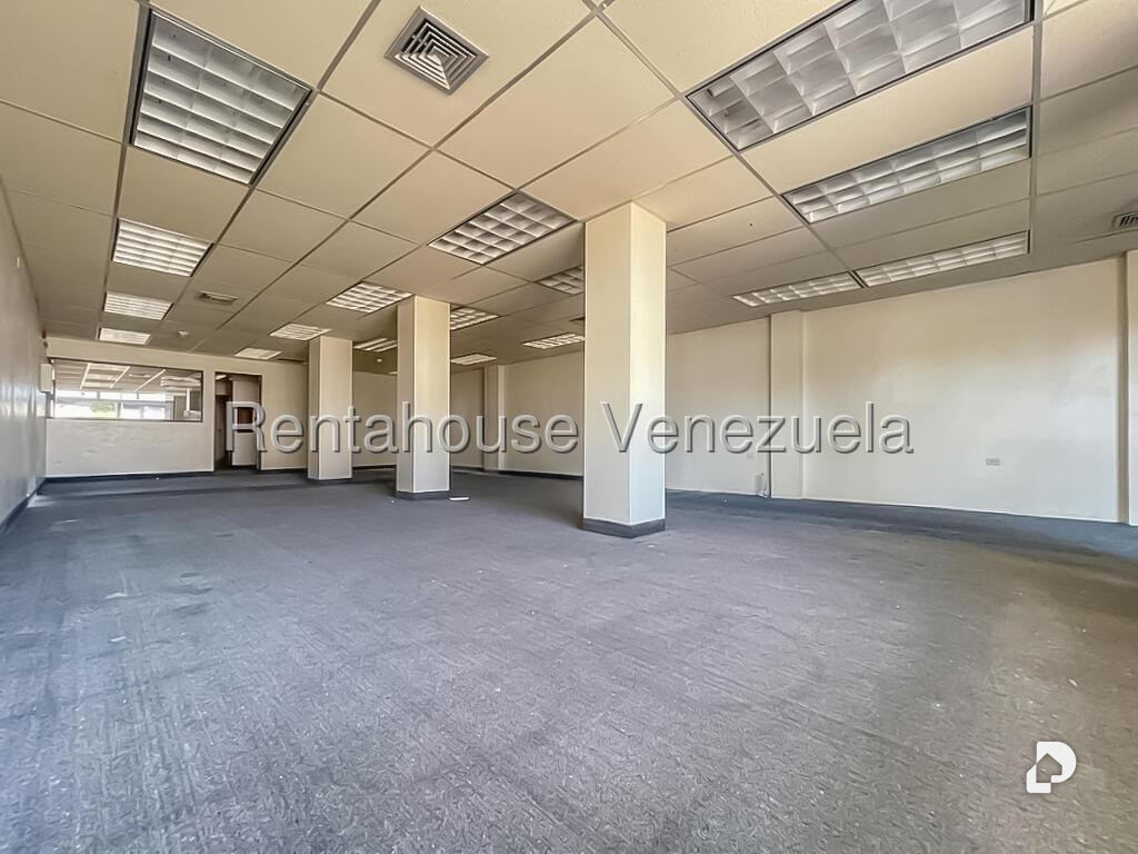 Edificio en Punto Fijo – 4