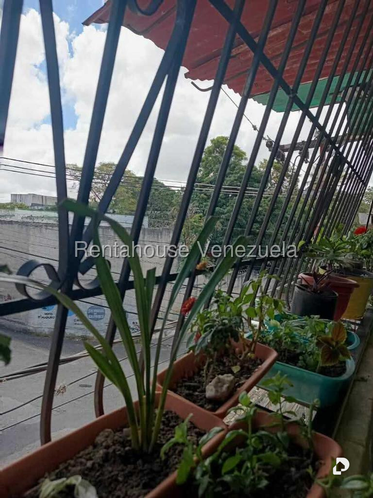 Casa en Catia, Caracas – 26