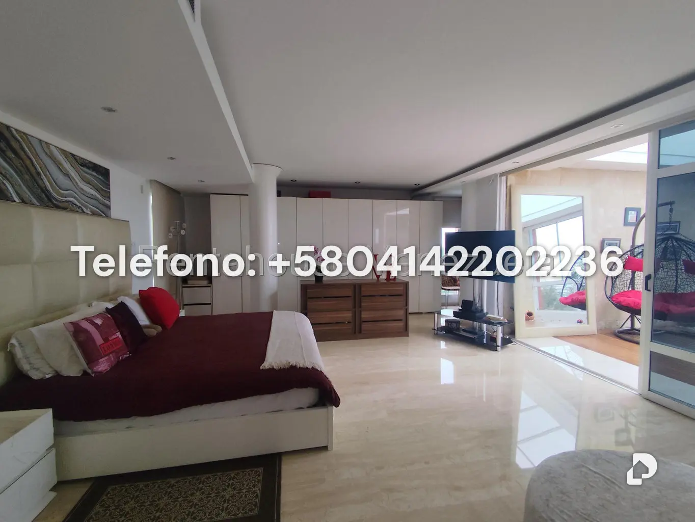 Casa en Lomas de La Lagunita, Caracas – 53