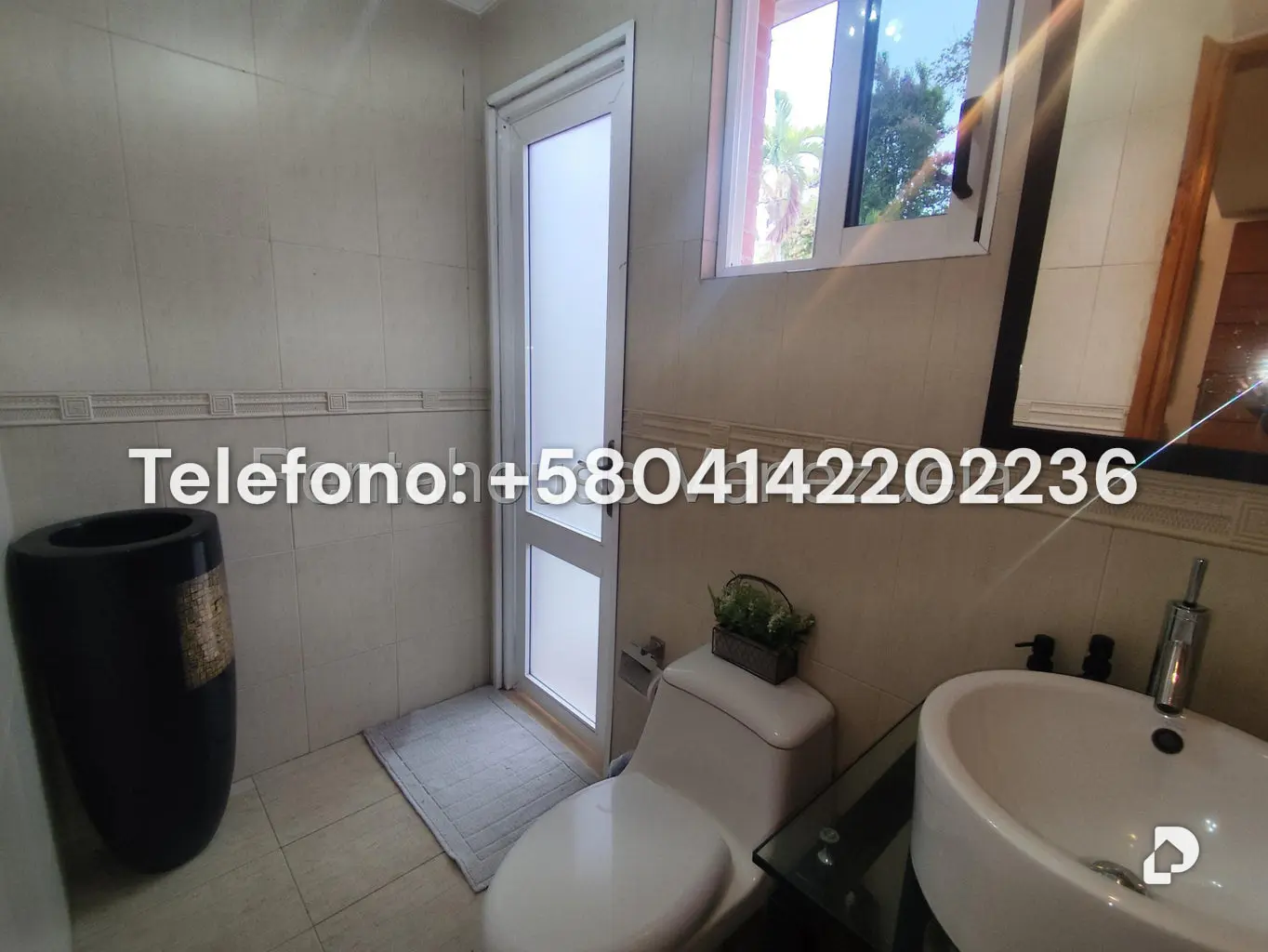 Casa en Lomas de La Lagunita, Caracas – 70