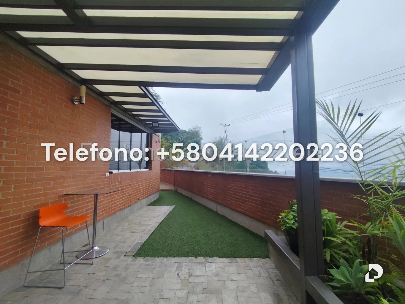 Casa en Lomas de La Lagunita, Caracas – 77