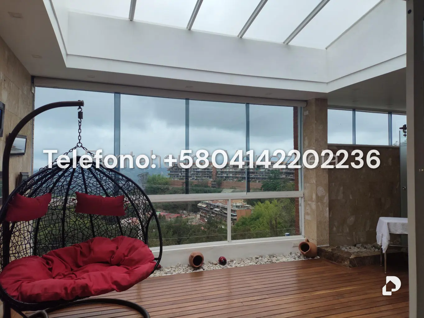 Casa en Lomas de La Lagunita, Caracas – 58