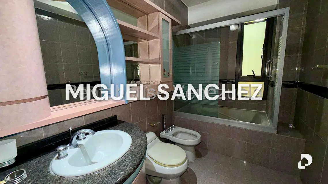 Apartamento en Los Chorros, Caracas – 22