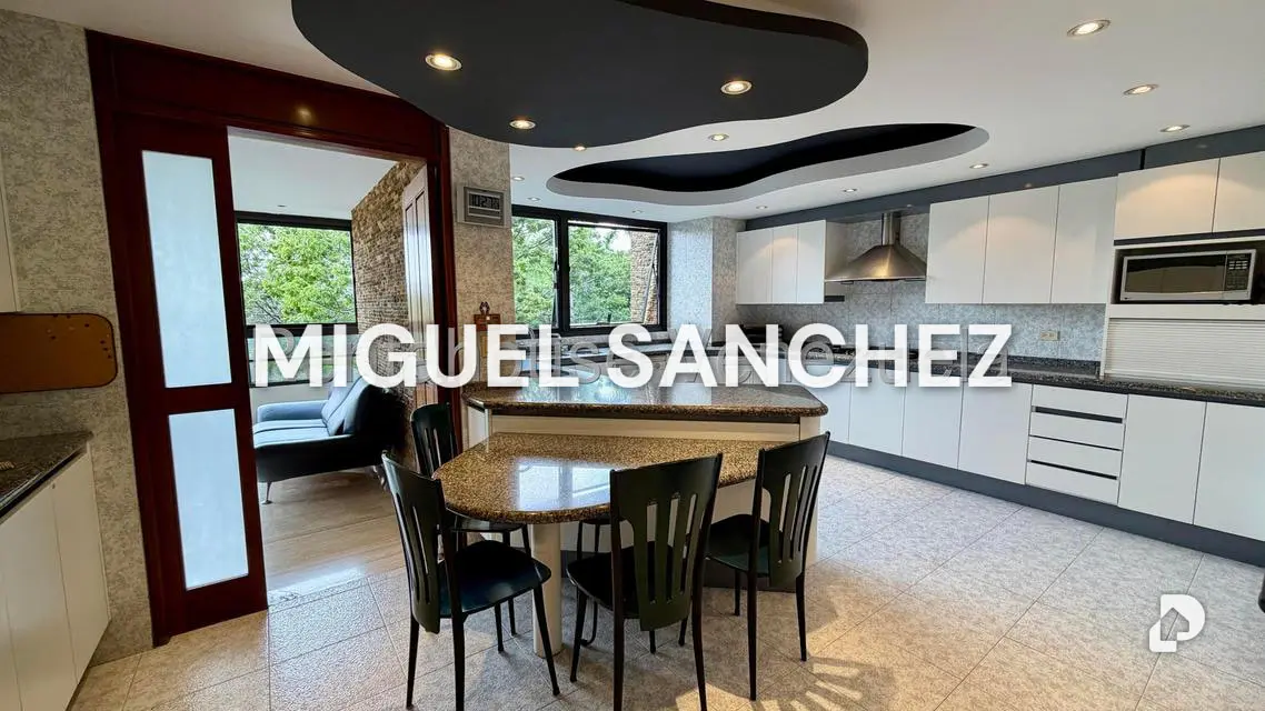 Apartamento en Los Chorros, Caracas – 8
