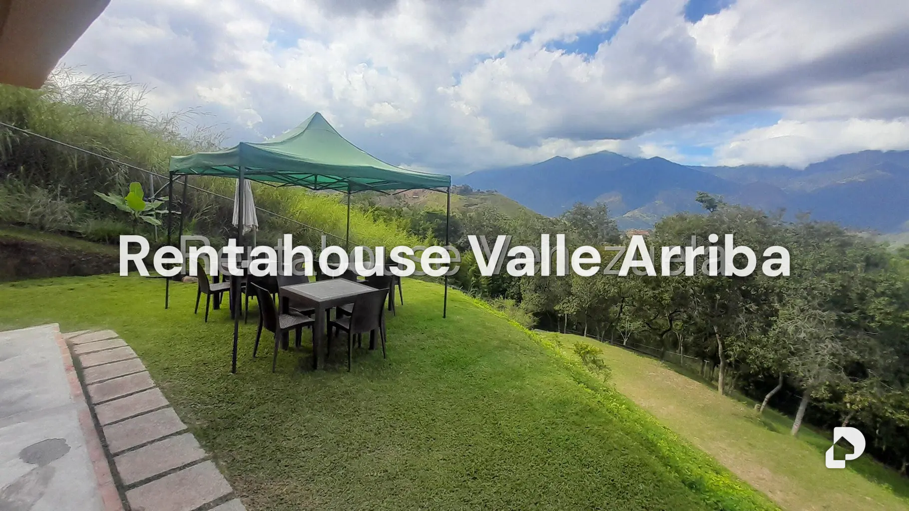 Casa en Karimao Country, Caracas – 11