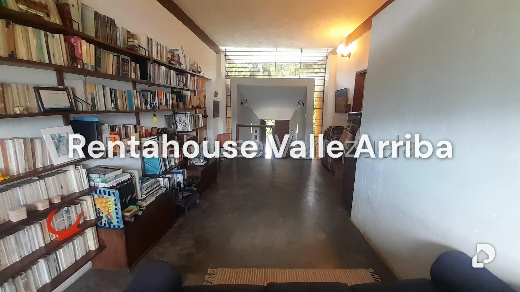 Casa en Karimao Country, Caracas – 28