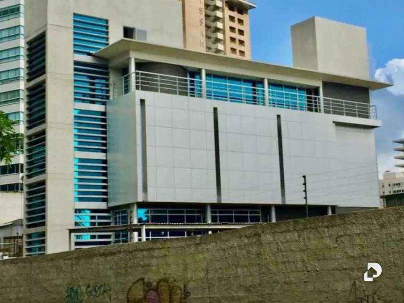 Edificio en La Castellana, Caracas – 2