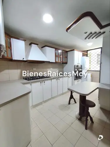Apartamento en San Isidro, Maracay – 4