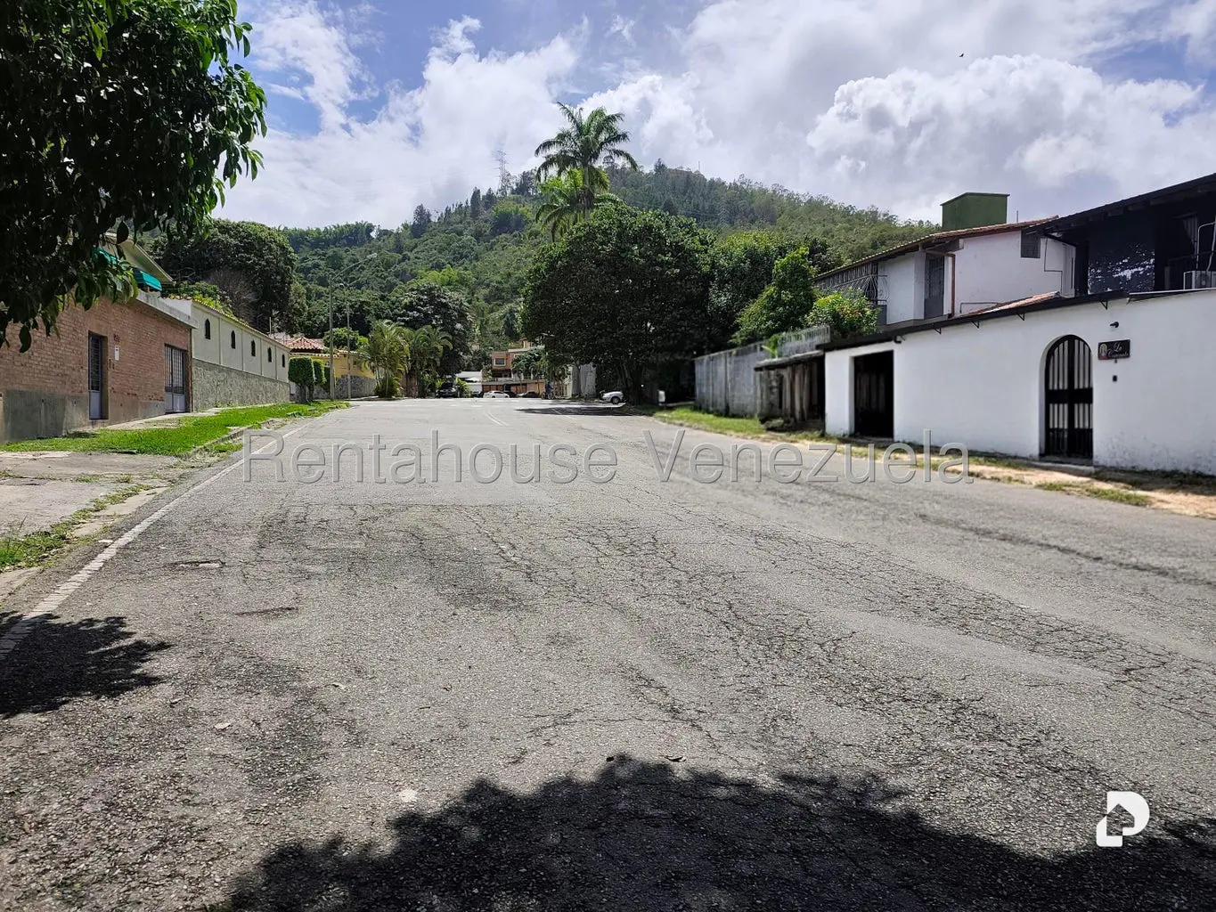 Casa en Sorocaima, Caracas – 3