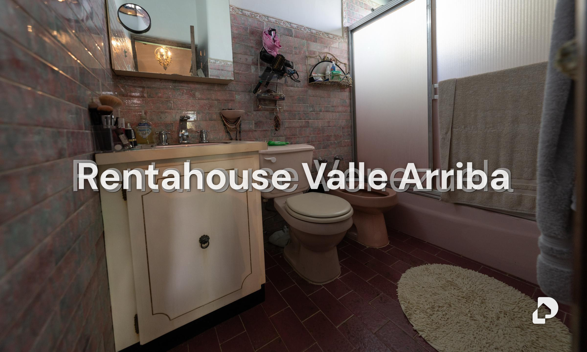 House in Cerro Verde, Caracas – 24