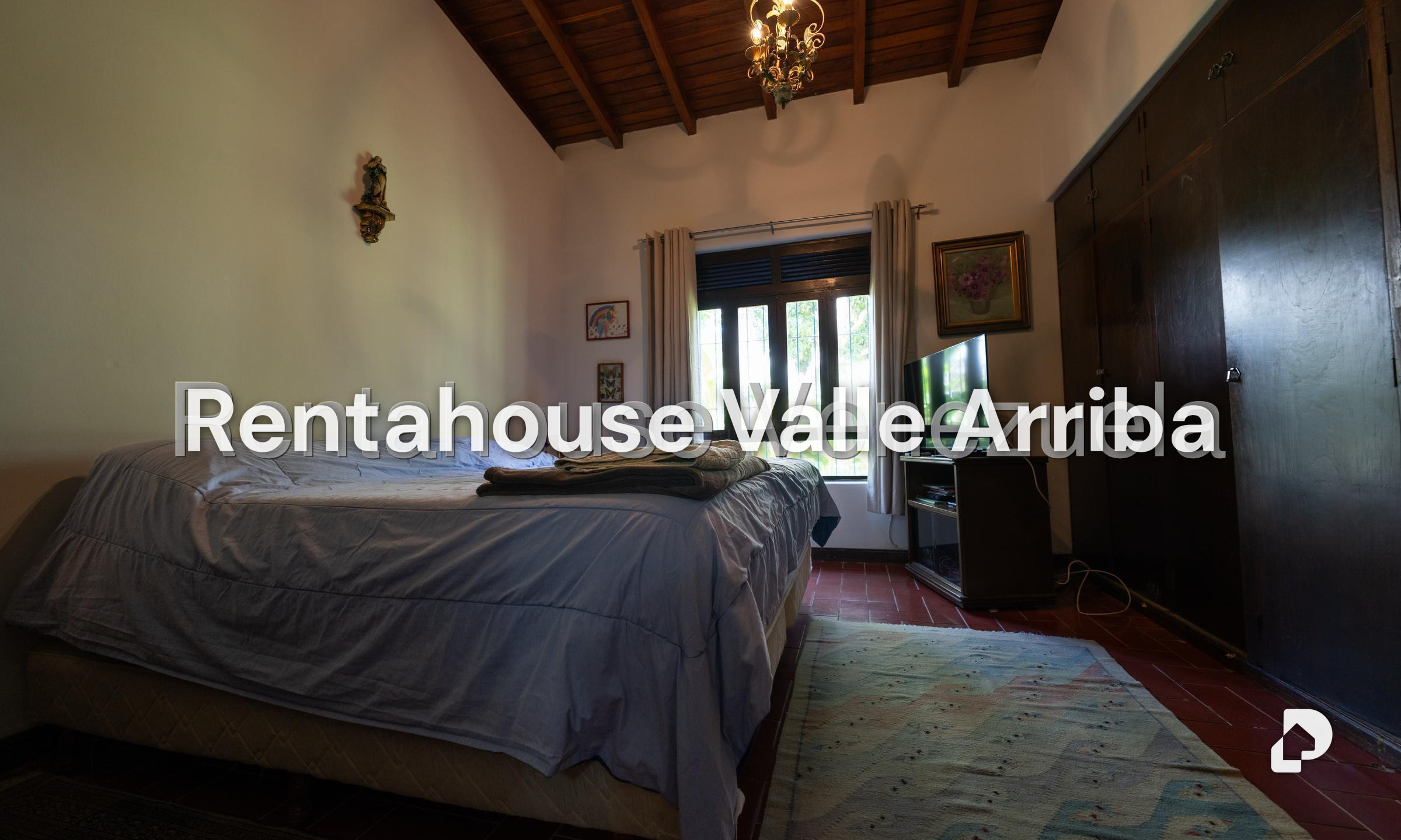 House in Cerro Verde, Caracas – 22