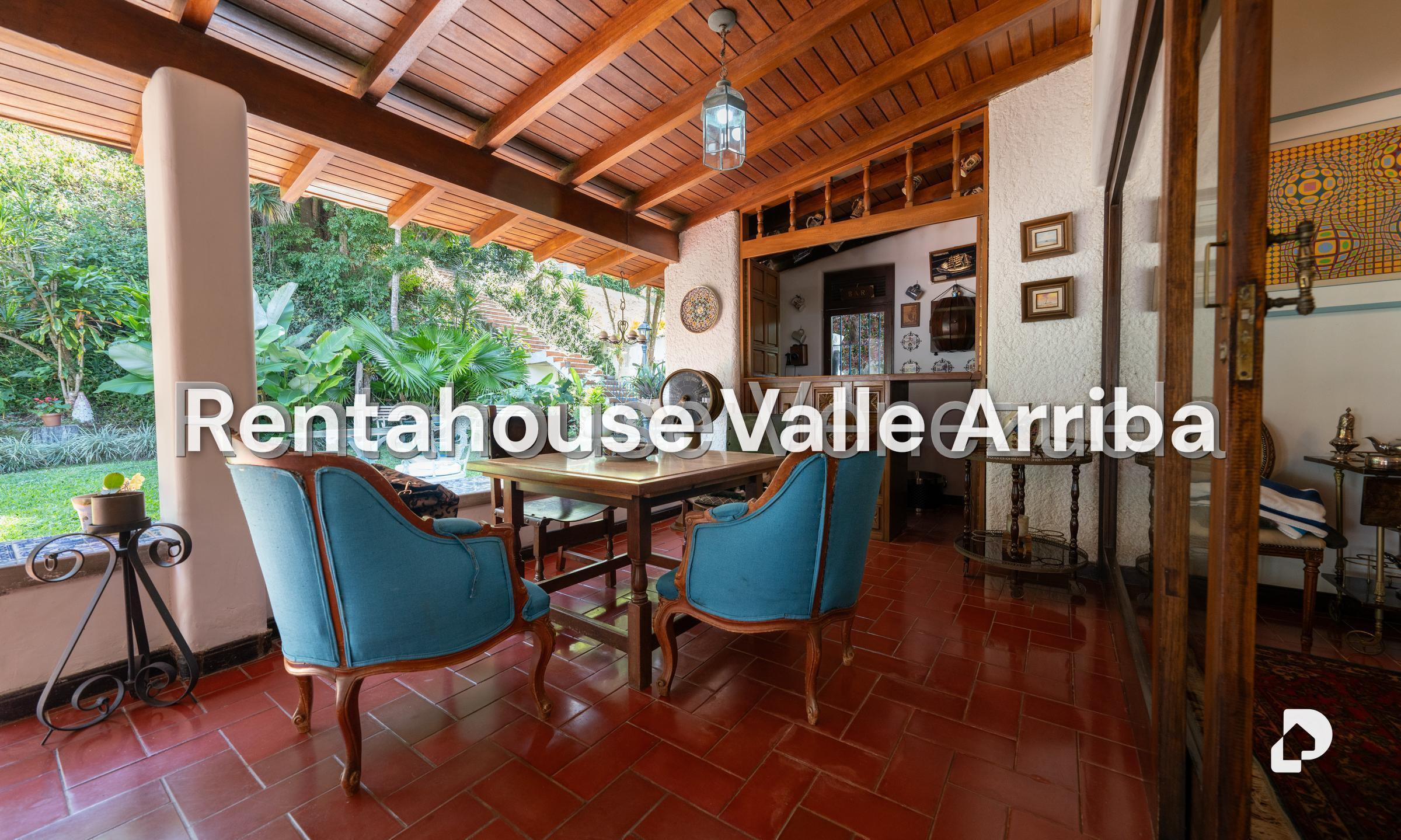 Casa en Cerro Verde, Caracas – 26