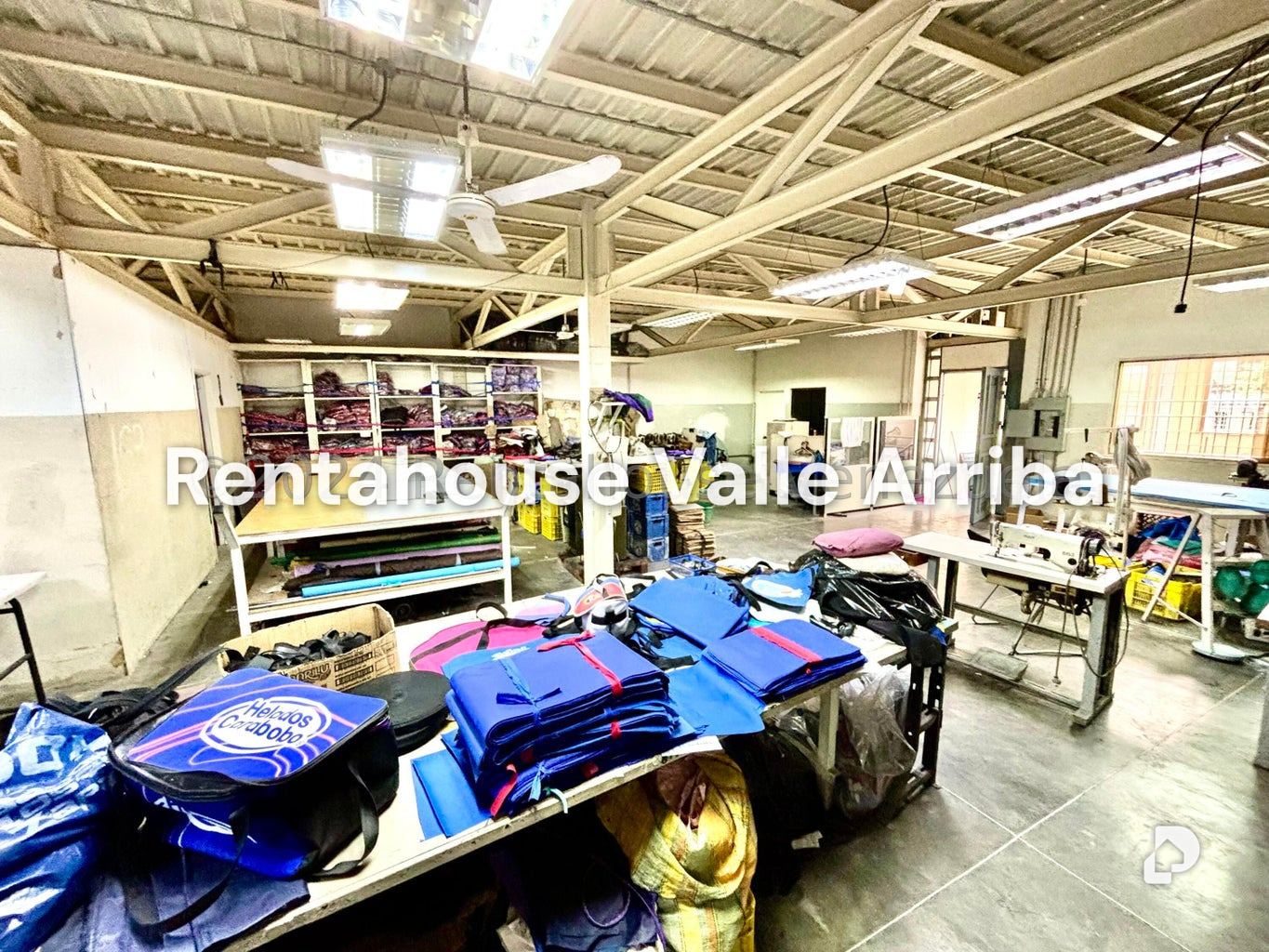 Local comercial en Los Rosales, Caracas – 19