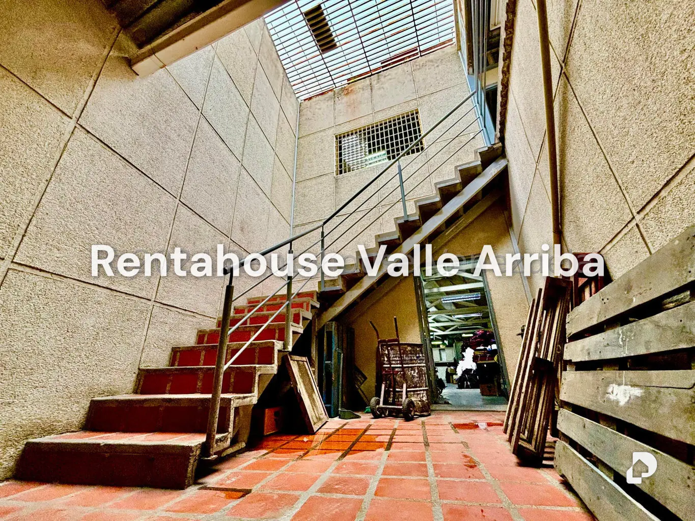 Local comercial en Los Rosales, Caracas – 12