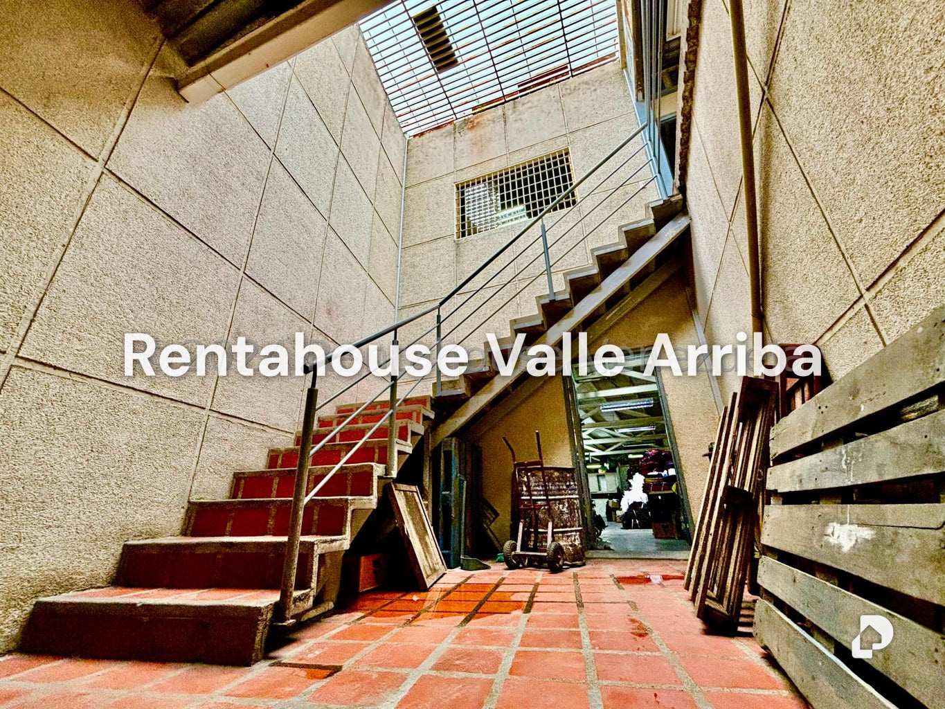 Local comercial en Los Rosales, Caracas – 12
