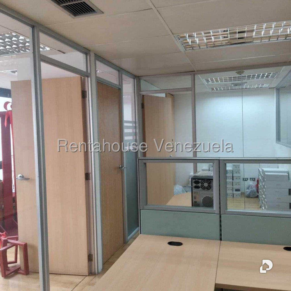 Oficina en Chuao, Caracas – 7