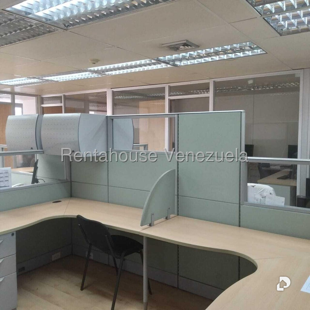 Oficina en Chuao, Caracas – 13