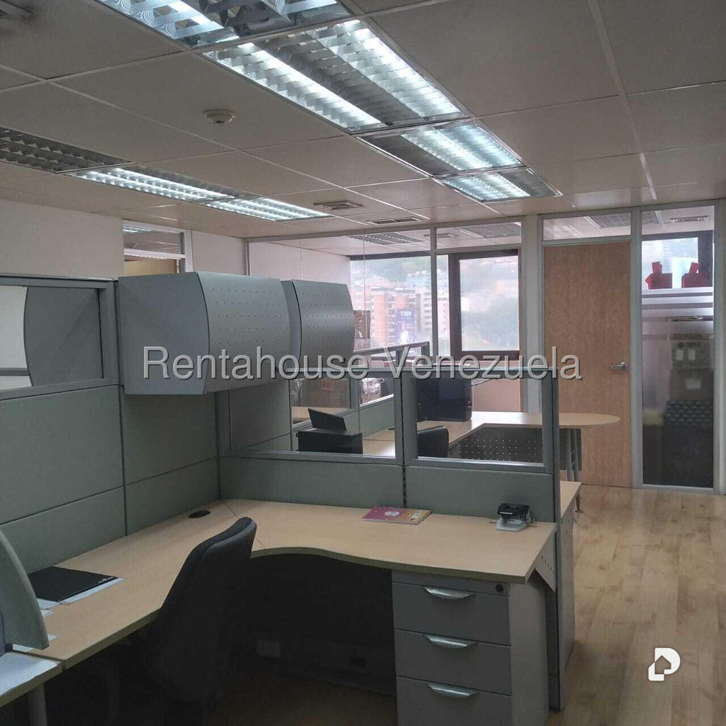 Oficina en Chuao, Caracas – 8