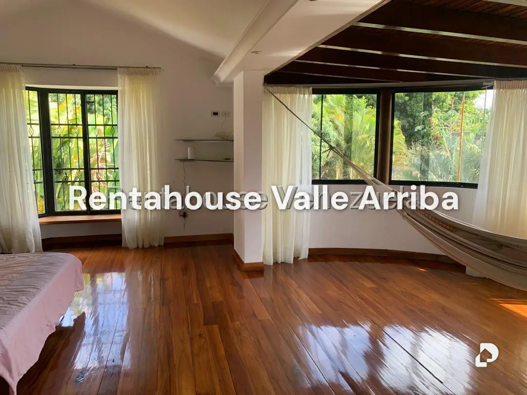 House in Los Naranjos (del Cafetal), Caracas – 17