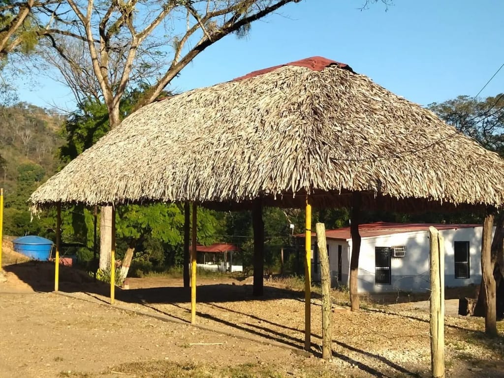 Finca en El Naipe - 1