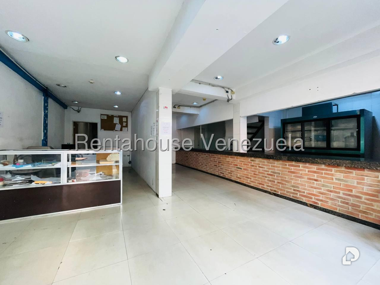 Local comercial en Parroquia Santa Teresa, Caracas