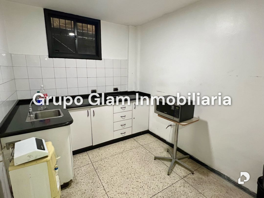 Galpón en Boleíta Sur, Caracas – 25