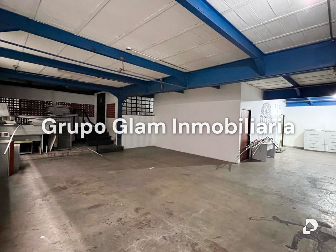 Galpón en Boleíta Sur, Caracas – 27