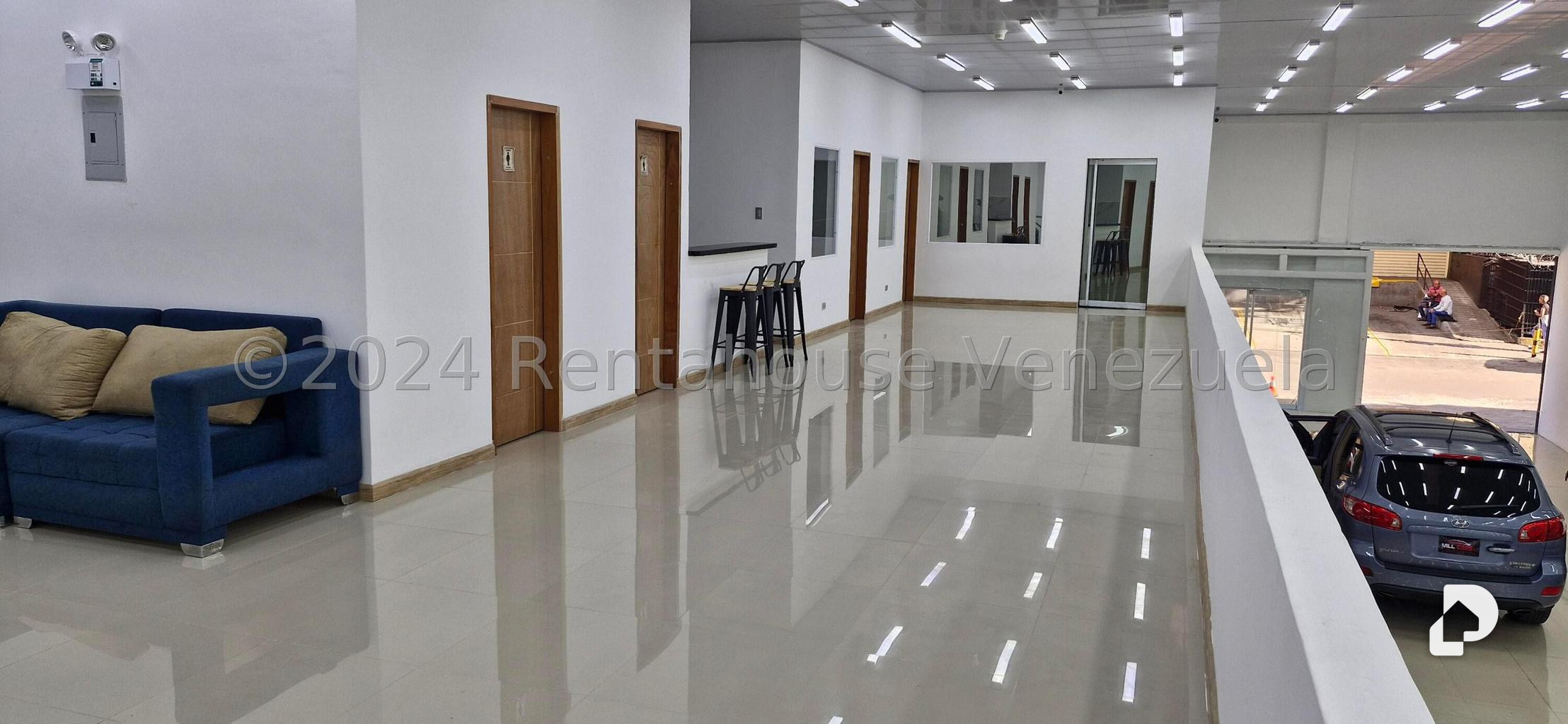 Local comercial en Los Cortijos de Lourdes, Caracas – 11
