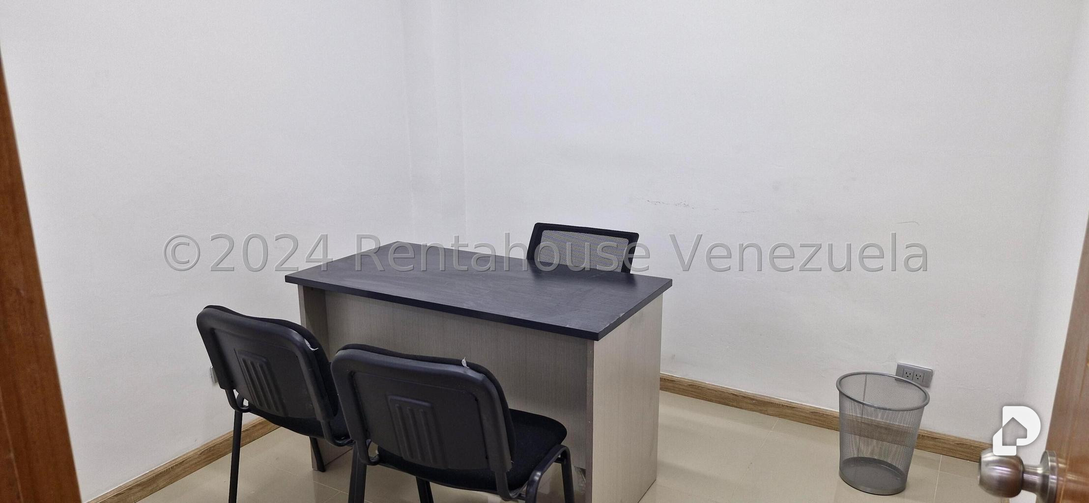 Local comercial en Los Cortijos de Lourdes, Caracas – 14